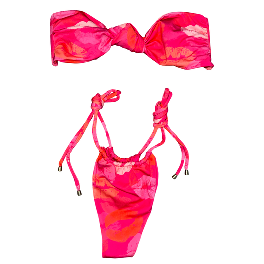 Pucker-up String Bikini strapless